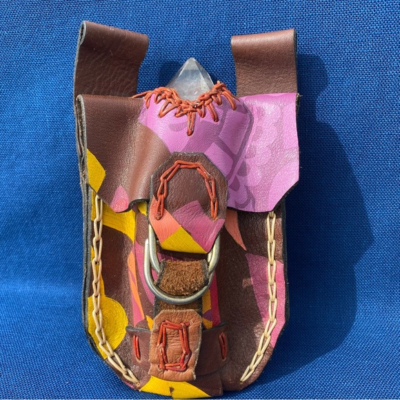 Lumarian Crystal with Leather Pouch - Picture 11 of 11